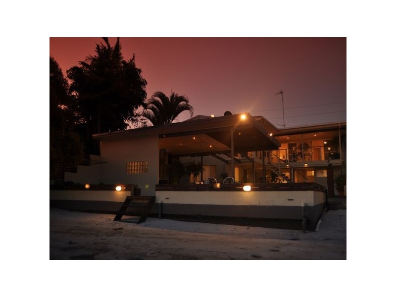 222 Kennedy Drive, Tweed Heads West NSW 2485