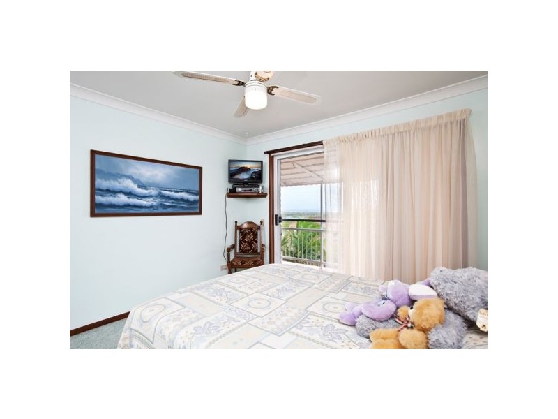 4 Allamanda Avenue, Banora Point NSW 2486