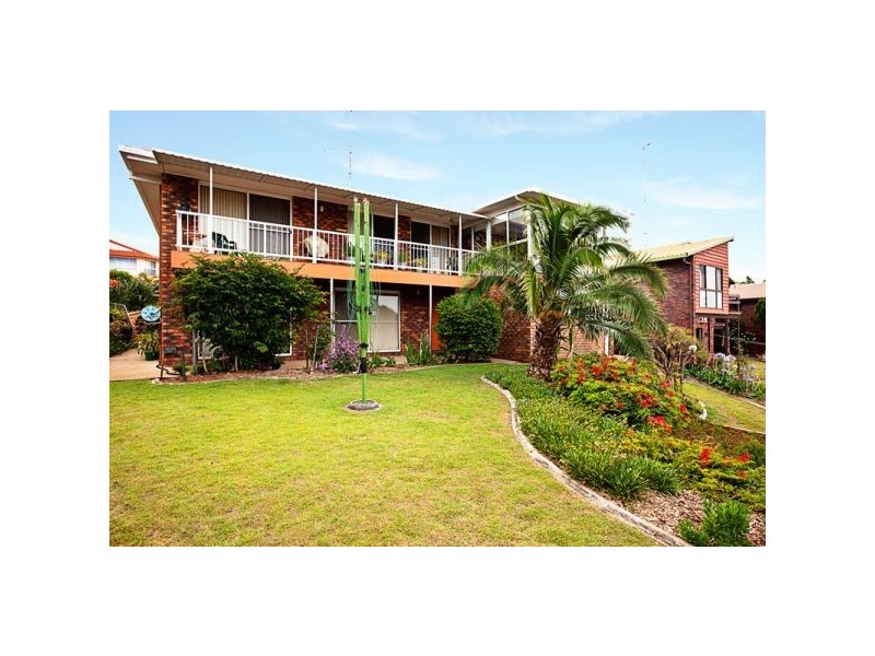 4 Allamanda Avenue, Banora Point NSW 2486