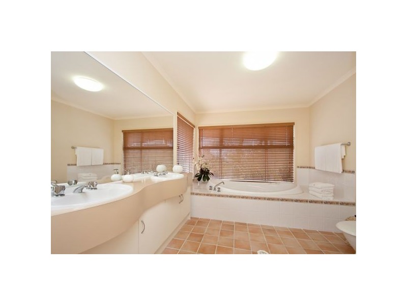 36 Illawong Crescent, Terranora NSW 2486