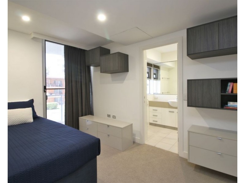 2/11 Eden Avenue “Ciel”, Coolangatta QLD 4225
