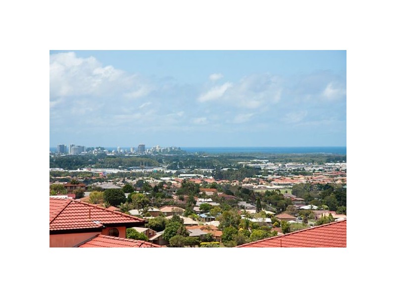 13 Kinross Close, Banora Point NSW 2486