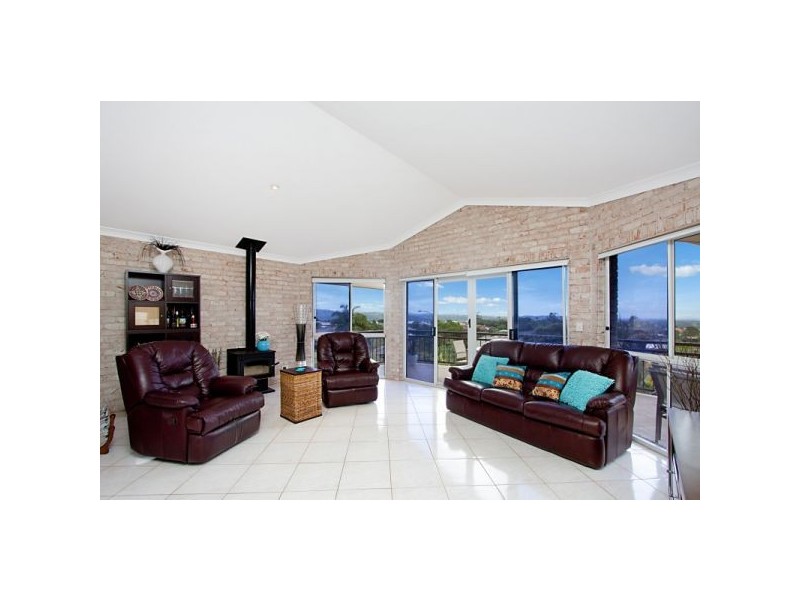 13 Kinross Close, Banora Point NSW 2486