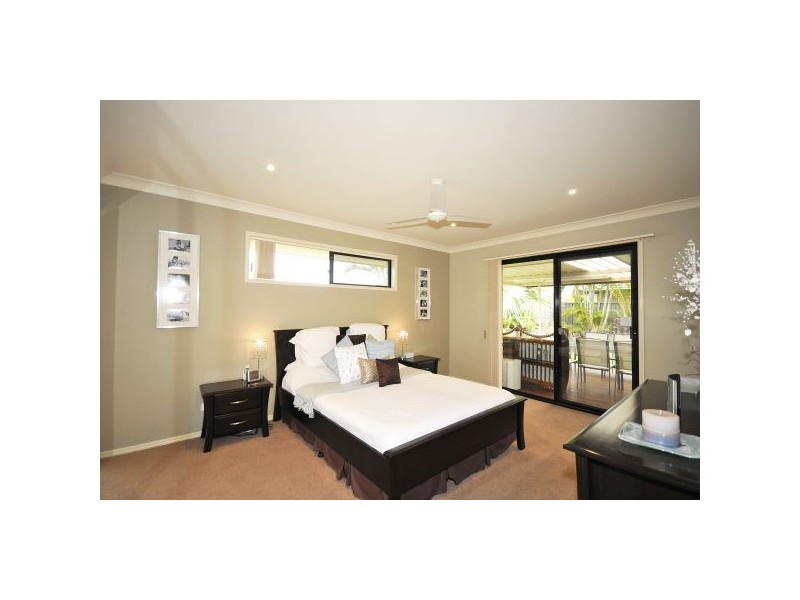 52 Botanical Circuit, Banora Point NSW 2486