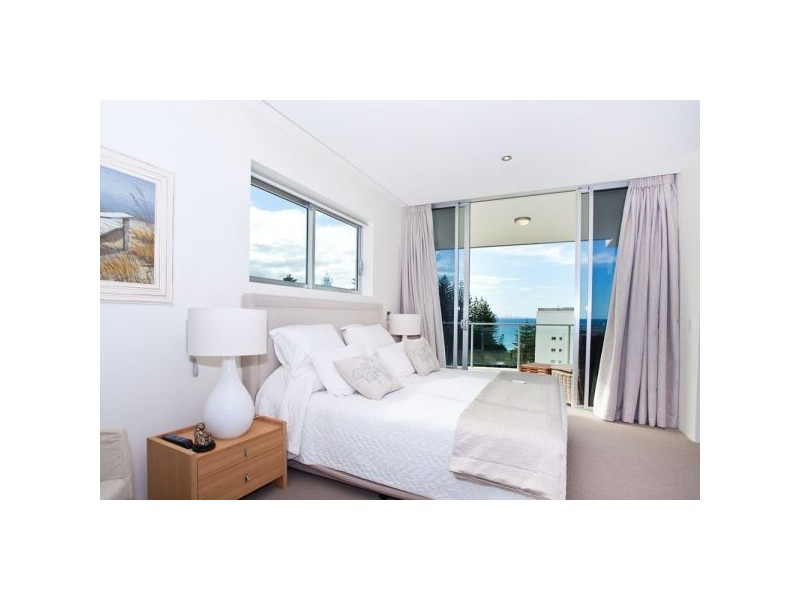 1001/40  Eden Avenue, Coolangatta QLD 4225