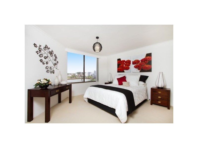 2C/3-9 Eden Street, Rainbow Bay QLD 4225