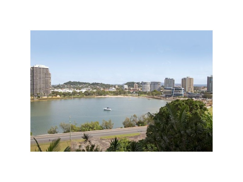 2C/3-9 Eden Street, Rainbow Bay QLD 4225
