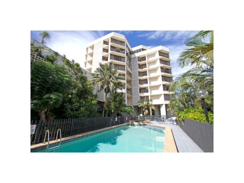 2C/3-9 Eden Street, Rainbow Bay QLD 4225