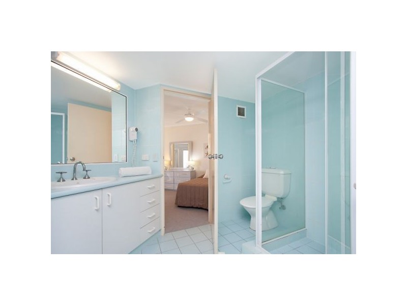 19/265 Boundary Street, Rainbow Bay QLD 4225