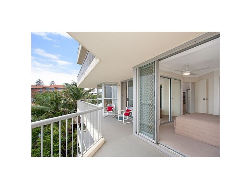 19/265 Boundary Street, Rainbow Bay QLD 4225