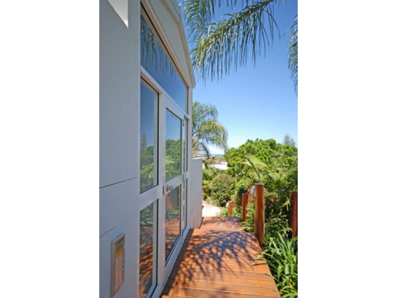 3/50-52 Rutledge Street, Coolangatta QLD 4225