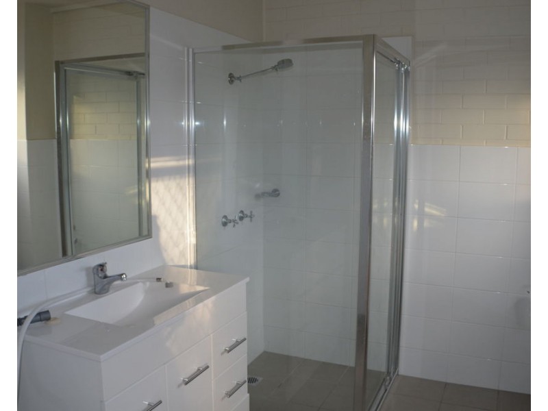 1/237 Boundary Street, Coolangatta QLD 4225