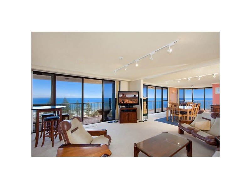 20 & 21/3 Eden Avenue, Rainbow Bay QLD 4225