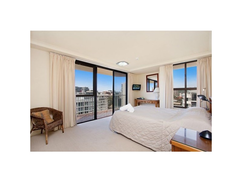 20 & 21/3 Eden Avenue, Rainbow Bay QLD 4225