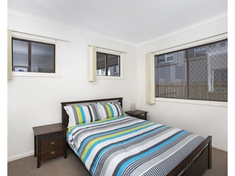 2/24 Eden Avenue, Coolangatta QLD 4225