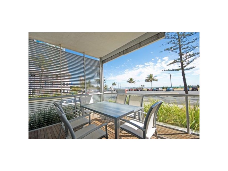 Coolangatta QLD 4225