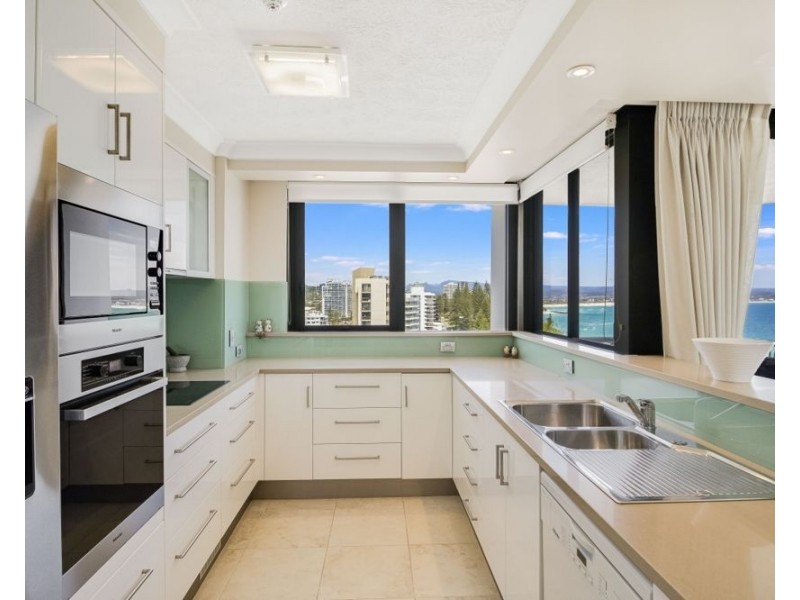 29/3 Eden Avenue, Rainbow Bay QLD 4225