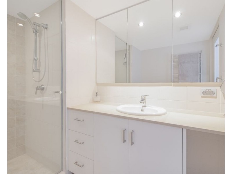 29/3 Eden Avenue, Rainbow Bay QLD 4225