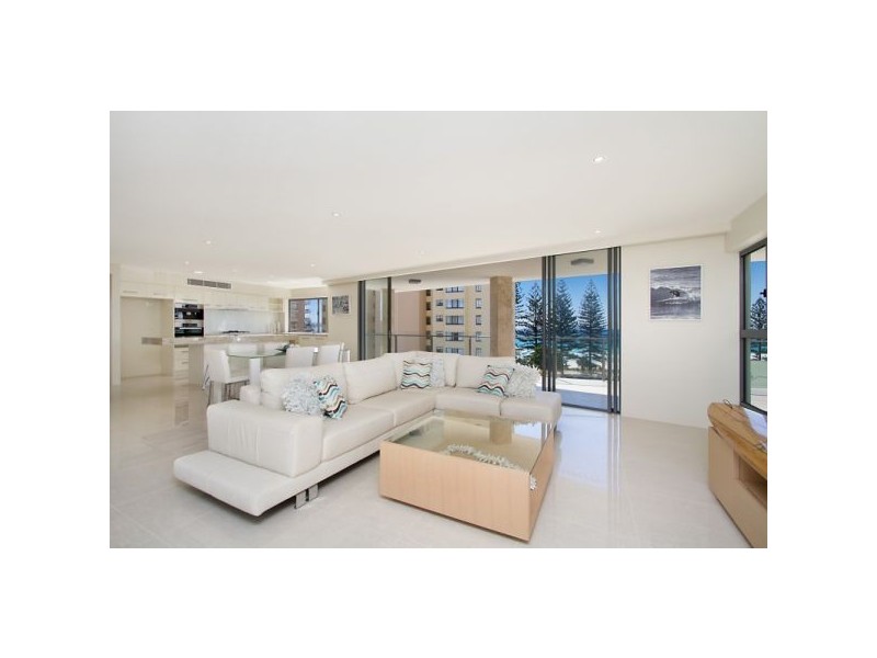 16-18 Eden Avenue, Rainbow Bay QLD 4225