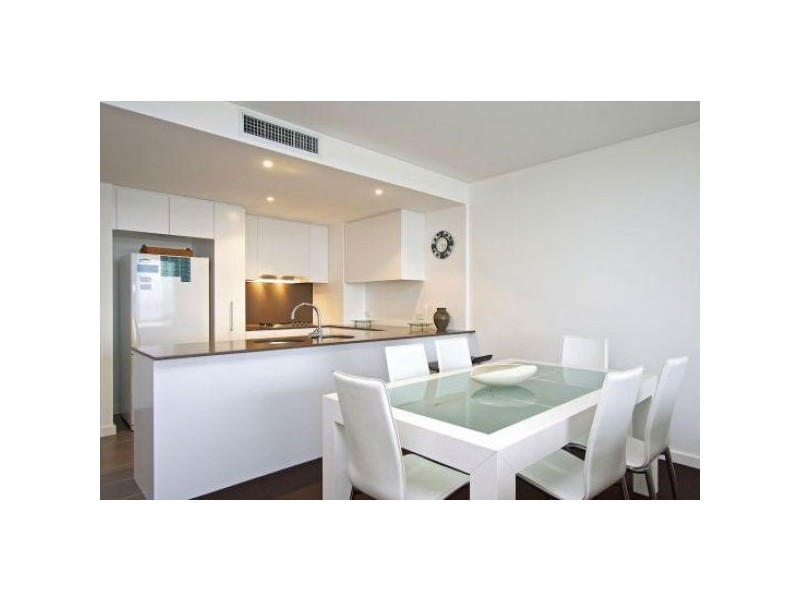 306 Kirra Surf Creek Street, Kirra QLD 4225