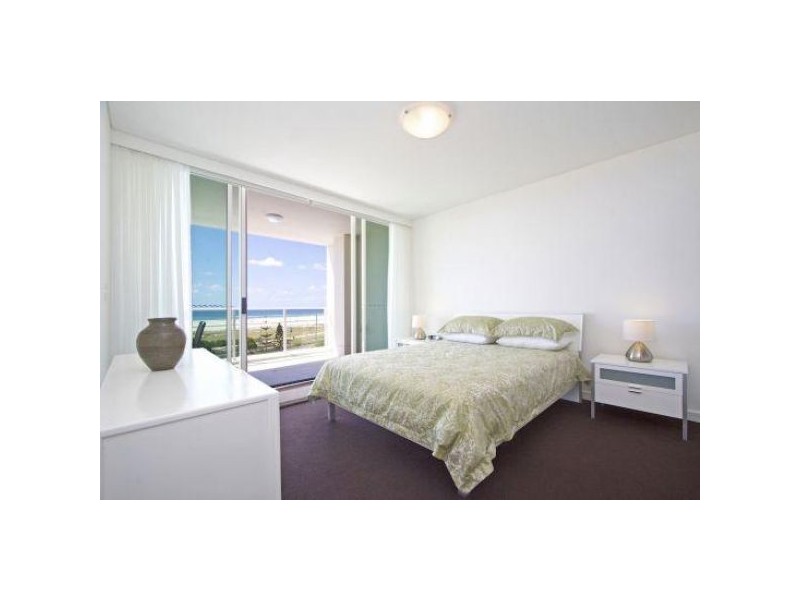 306 Kirra Surf Creek Street, Kirra QLD 4225