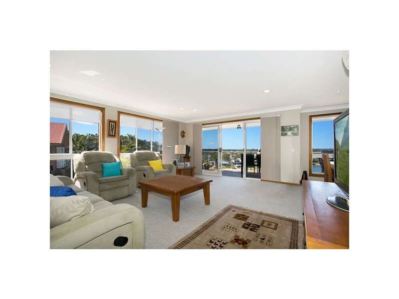 1/77 Old Ferry Road, Banora Point NSW 2486