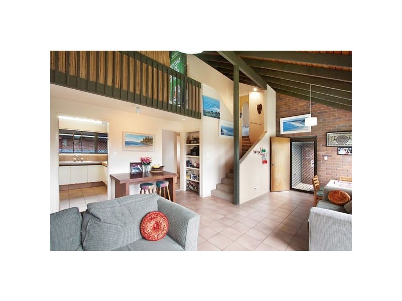 2/2 Blue Waters Cres, Tweed Heads West NSW 2485