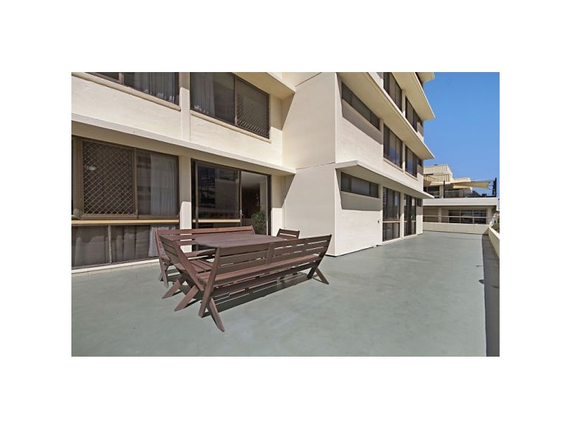 6/82 Marine Pde, Coolangatta QLD 4225