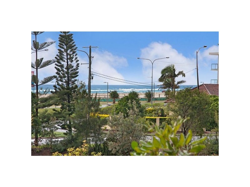 001 Kirra Surf Apartments 2 Creek Street, Kirra QLD 4225