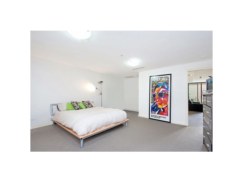 001 Kirra Surf Apartments 2 Creek Street, Kirra QLD 4225