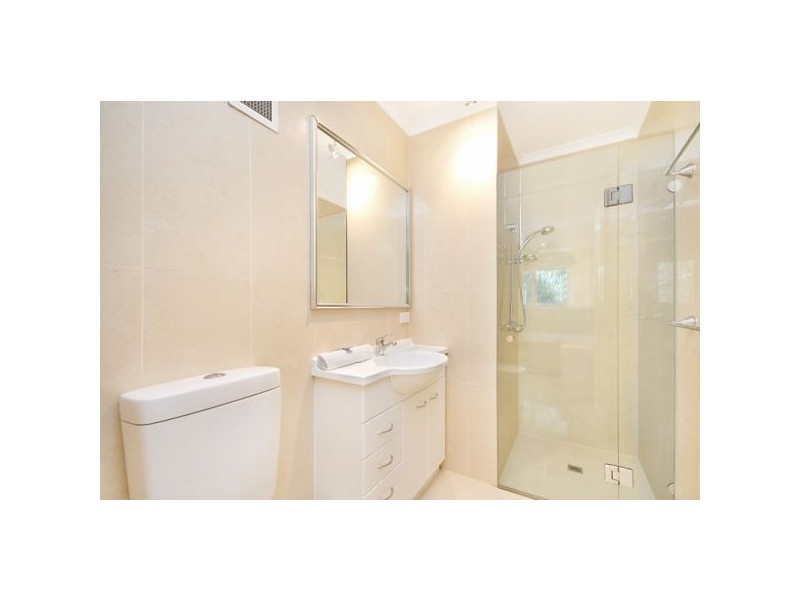 25/243 Boundary Street, Rainbow Bay QLD 4225