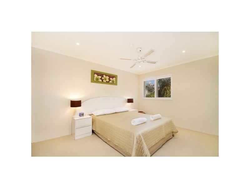 25/243 Boundary Street, Rainbow Bay QLD 4225