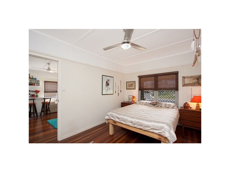 209 Boundary Street, Rainbow Bay QLD 4225