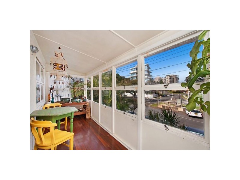 209 Boundary Street, Rainbow Bay QLD 4225