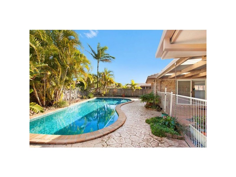 98 Caloola Dr, Tweed Heads NSW 2485