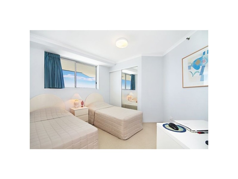 81/70 Marine Parade, Coolangatta QLD 4225