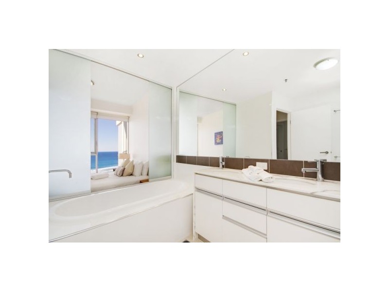 1606/110 Marine Parade, Coolangatta QLD 4225