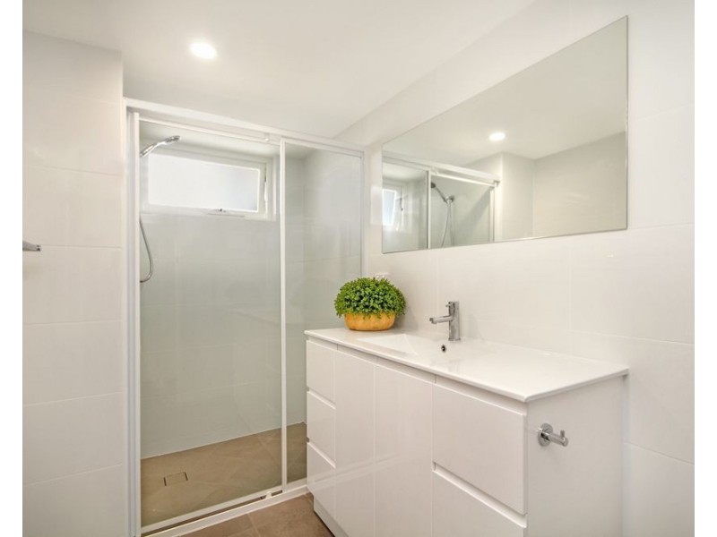 10/162 Marine Parade, Coolangatta QLD 4225