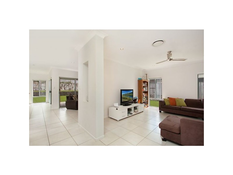 24 Westwood Street, Banora Point NSW 2486