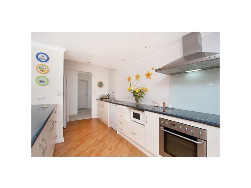 3/22 Boundary Street, Rainbow Bay QLD 4225