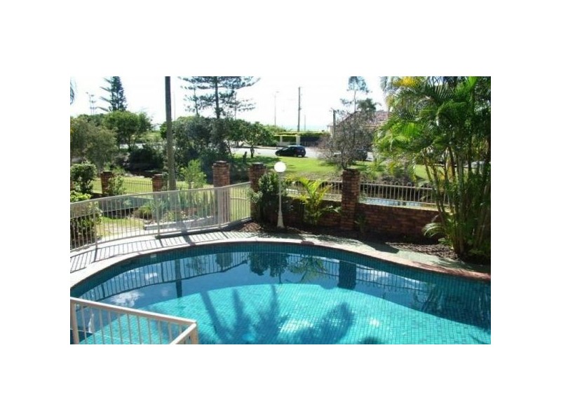 11/15 South Street, Kirra QLD 4225