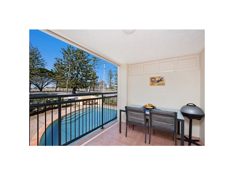 1/205 Boundary Street, Rainbow Bay QLD 4225