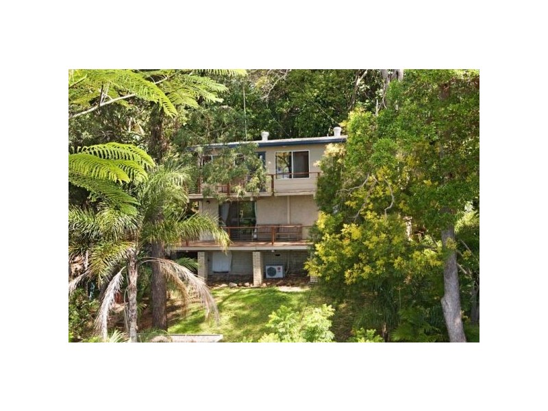 92 Broadwater Esplanade, Bilambil Heights NSW 2486
