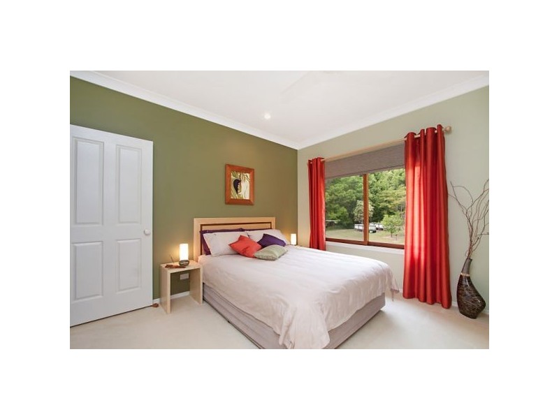 33 Eva Crescent, Piggabeen NSW 2486