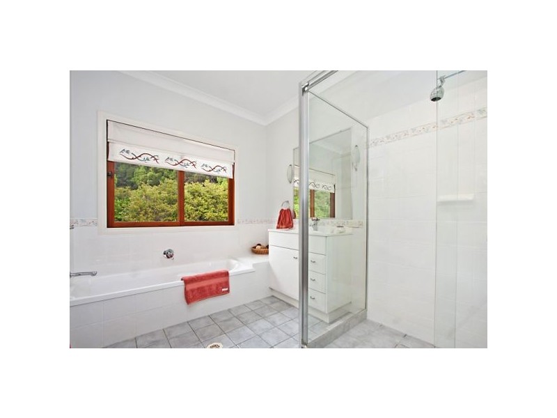 33 Eva Crescent, Piggabeen NSW 2486