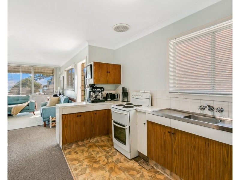 2/204 Marine Parade SPRING TIDE, Rainbow Bay QLD 4225