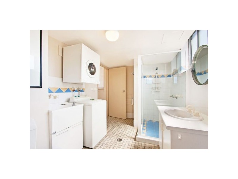 6/3-5 Ward Street, Rainbow Bay QLD 4225