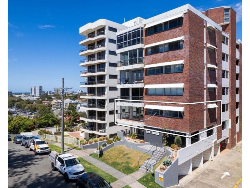 3/32 Powell Crecent, Coolangatta QLD 4225