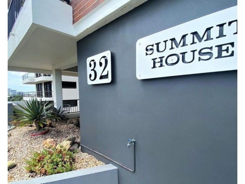3/32 Powell Crecent, Coolangatta QLD 4225
