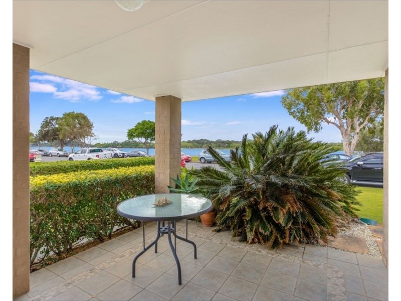 1/12 Keith Compton Drive, Tweed Heads NSW 2485